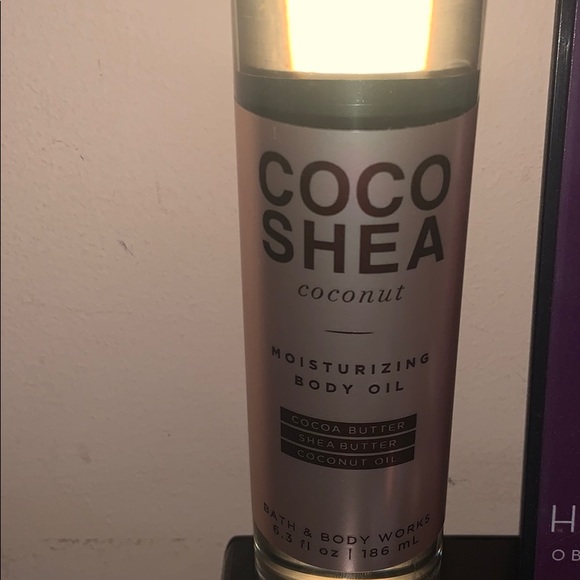 Body Oil - Picture 2 of 4